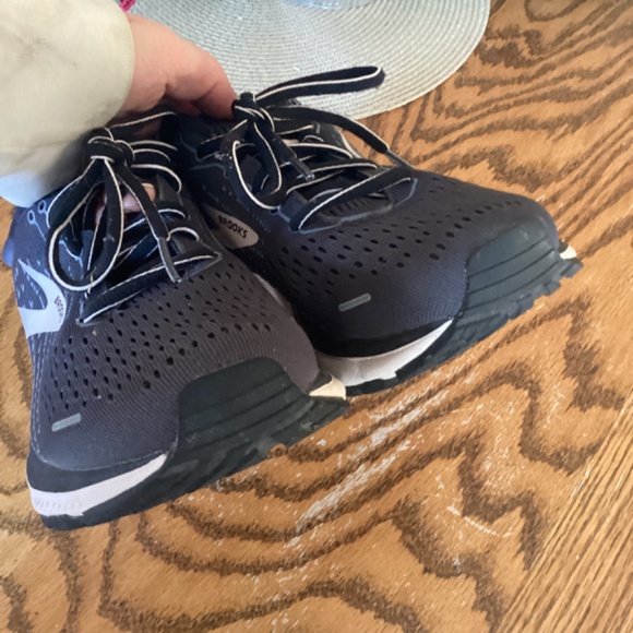 Brooks Ghost 13 Gray Pearl Hushed Violet Running Walking Shoes Women 8 *Small Kn - Picture 2 of 10